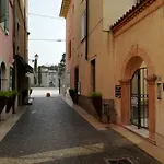 Domus Romanae In Centro Storico